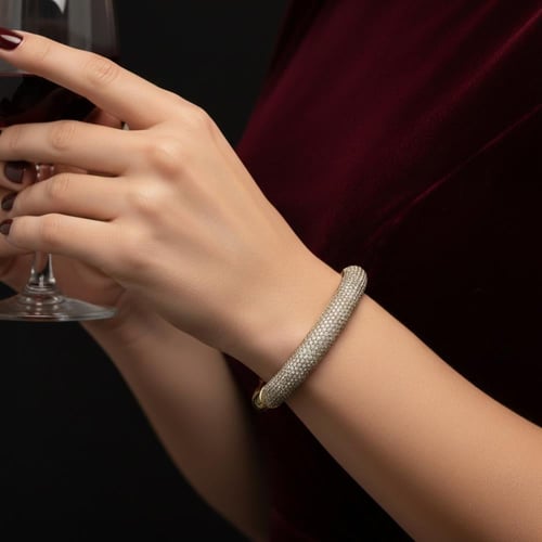 سوارة الماس بنجرة مرصعة بالكامل فخمة