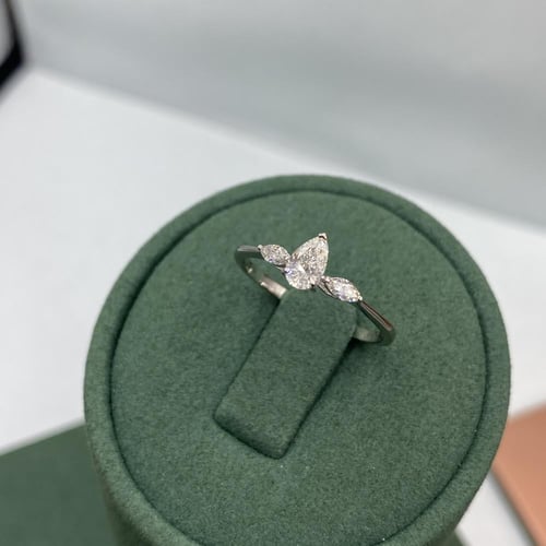 خاتم الماس سوليتير ثري ستون بوزن 0.46 قيراط