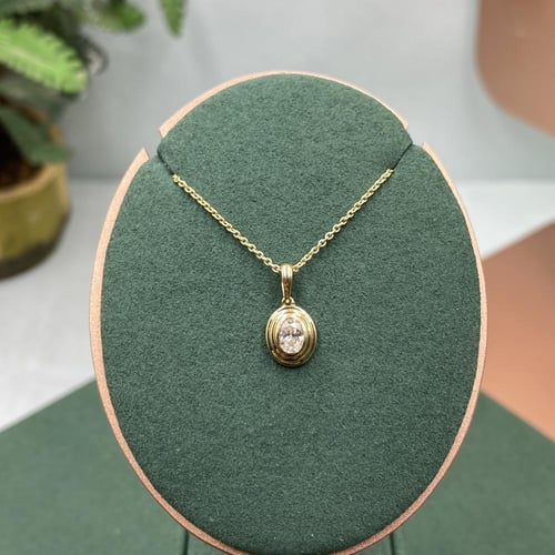 تعليقة الماس سوليتير اوفال كت