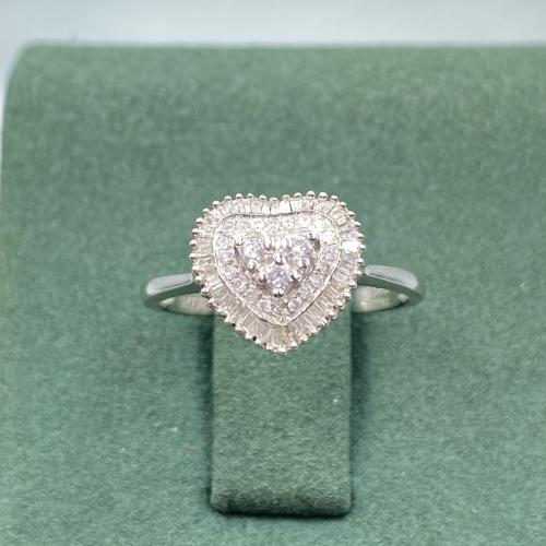 خاتم الماس تصميم كلاسيكي بوزن 0.26 قيراط