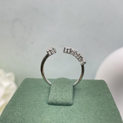 خاتم الماس تصميم كلاسيكي بوزن 0.24 قيراط