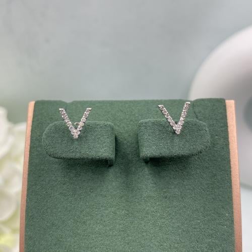 حلق الماس ناعم