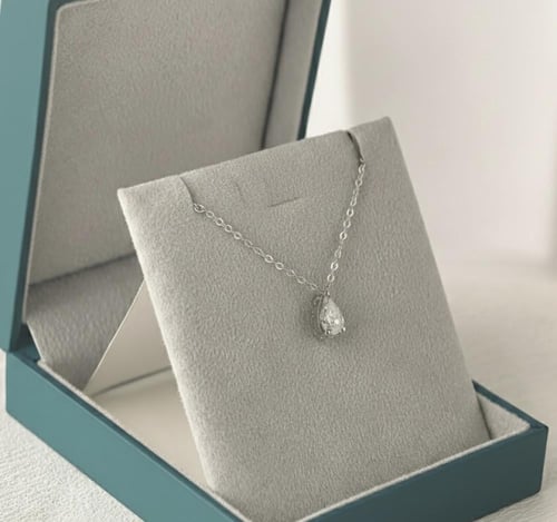 تعليقة الماس سلسلة فخمة قصة دمعة