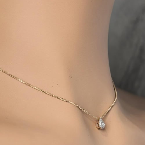 تعليقة الماس تجميع دمعة ذهب أصفر بوزن 0.10 قيراط