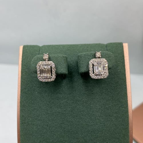 تعليقه الماس ناعمه بوزن 0.47 قيراط مناسبه للاهداء...