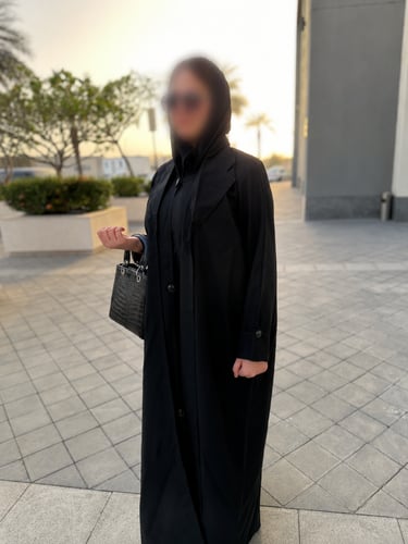 عباية بليزر اسود فخمة