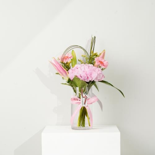 فازة غيمة ورد