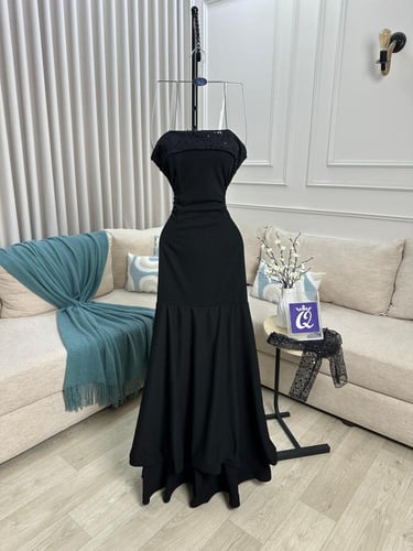 فساتين الخامة كريب