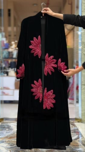 عباية شتويه بتصميم الورده-عدة الوان