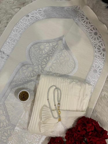 اطقم صلاة نسائي