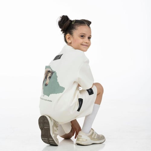 طقم وطني أنيق حسب الطلب