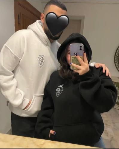 هودي ليحتضنك دائماً-الوان متعدده