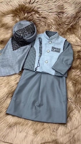 بكج طقم الأطفال بالإسم /سديري _ثوب _سبحة