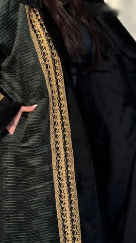 فروة نسائية بتصميم فاخر