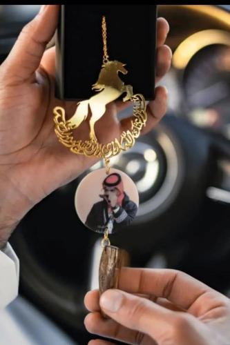 تعليقه رسمه خيل الصوره