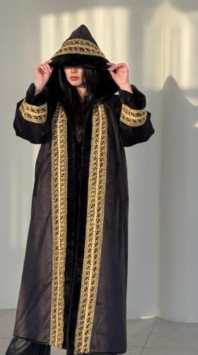 فروة نسائية بتصميم فاخر