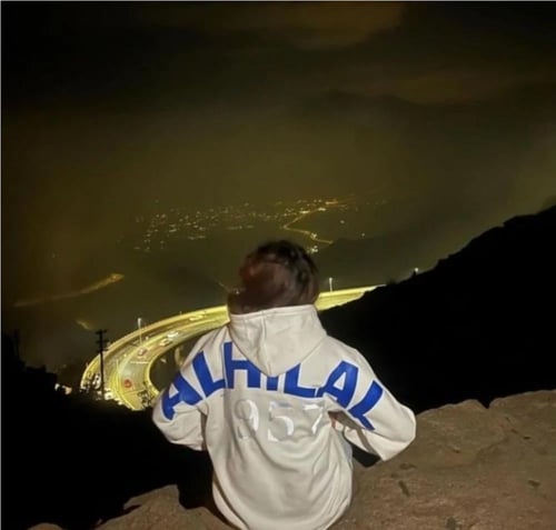 بلوفر الهلال