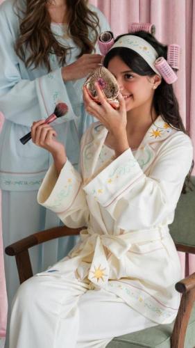 بجامة الشمس والقمر