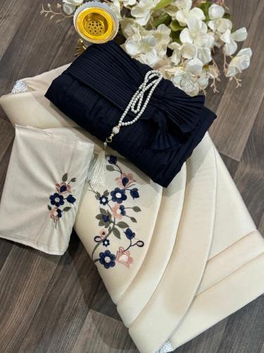 طقم سجاد٣قطع مطرز اهديه لمن تحب