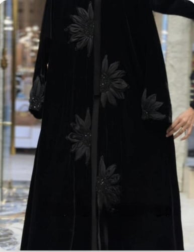 عباية شتويه بتصميم الورده-عدة الوان