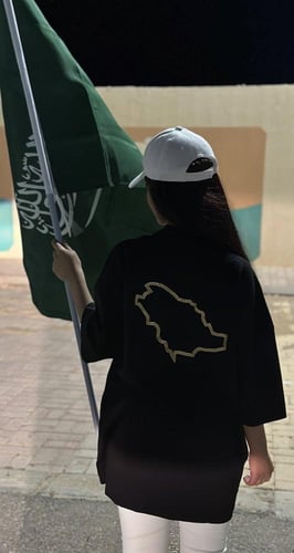 تيشرت سيفين ونخلة اسود