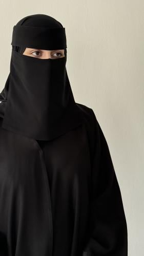 نقاب من اختيارك + طرحه من اختيارك