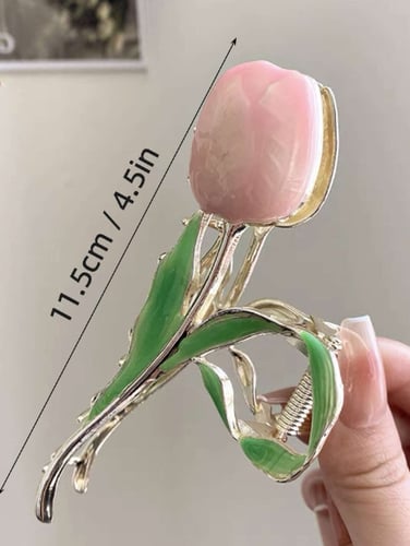 مشبك شعر بشكل زهرة الزنبق