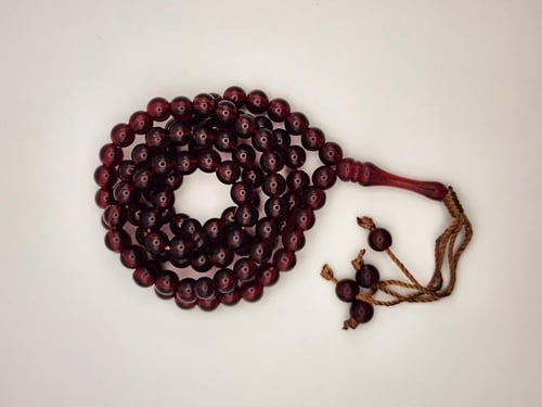 سبحه 99 خرزه 7.5 ملي باللون العودي