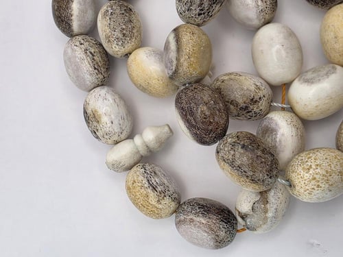 سبحه من قرن الغزال الأوربي