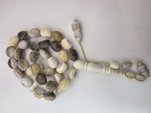 سبحه من قرن الغزال الأوربي