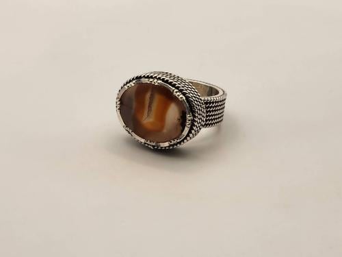 خاتم عقيق كبدي على سلك نجراني