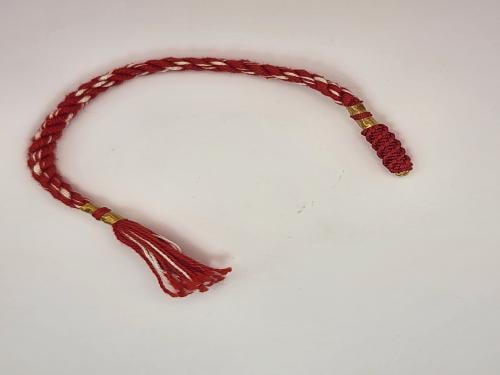 كركوشه سبحه باللون الأحمر و الابيض