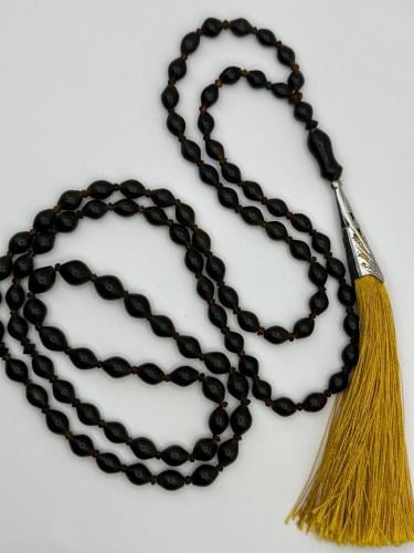 سبحه باي زهر أو شاه مقصود لون اسود مميز