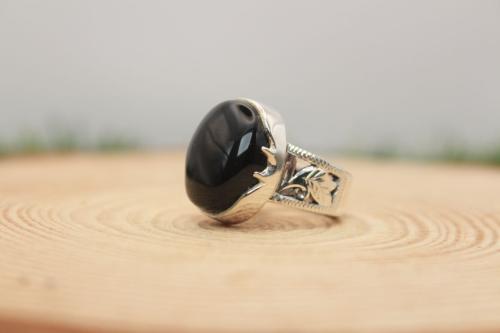 خاتم ملكي عقيق صياغه ملكيه يدويه مقاس 13