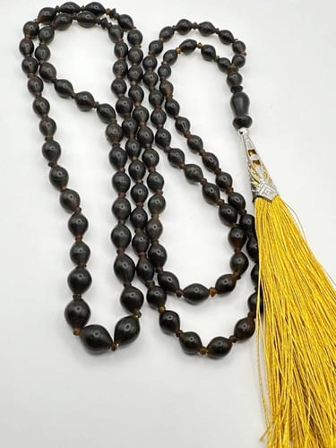 سبحه باي زهر أو شاه مقصود لون اسود مميز