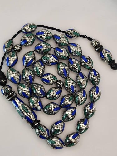 سبحه يسر مطعمه باللازورد و الملاكايت و الفضه