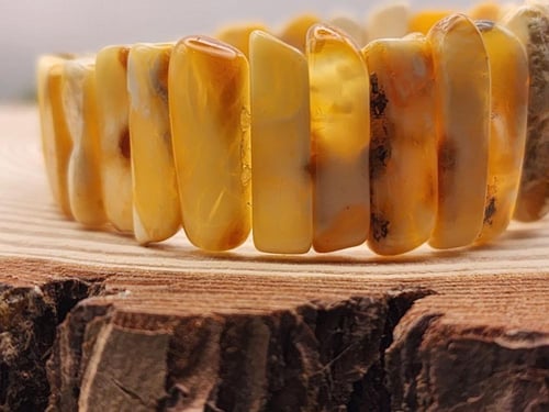 أسواره من الكهرمان 15 جرام