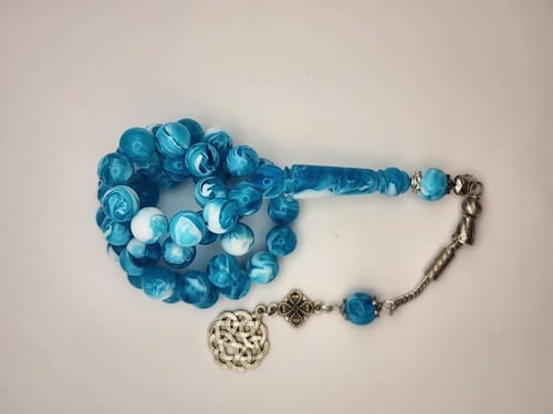 سبحه بكالايت 45 خرزه 10 ملي باللون الازرق المموج