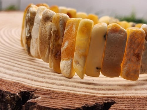 أسواره من الكهرمان 15 جرام