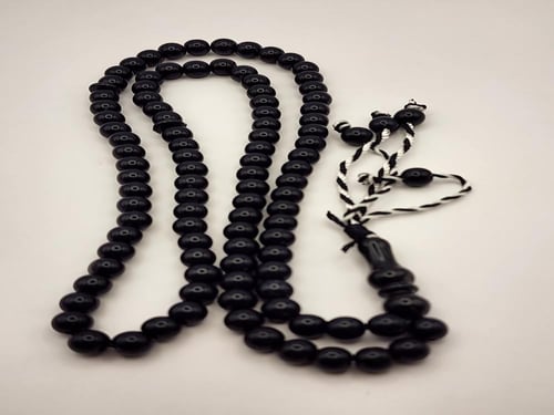 سبحه 99 خرزه 7.5 ملي باللون الاسود