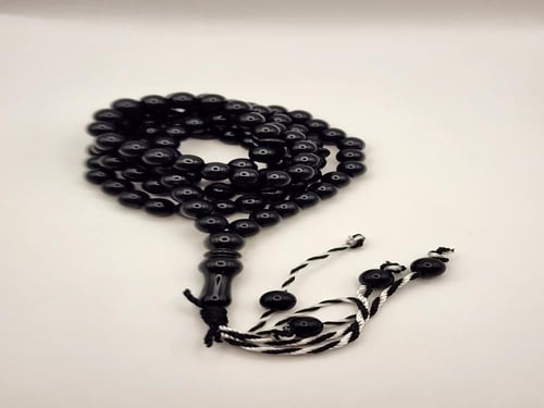 سبحه 99 خرزه 7.5 ملي باللون الاسود