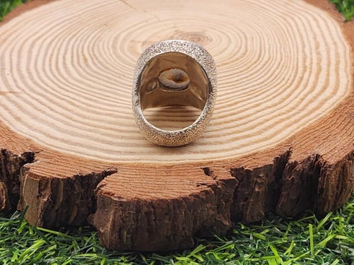 خاتم سليماني مميز و نادر فلور أبيض محدد بالأسود و...