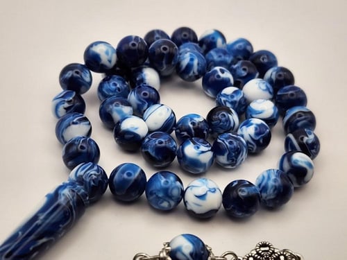 سبحه بكالايت 10 ملي 45 خرزه باللون الأزرق الفاتح