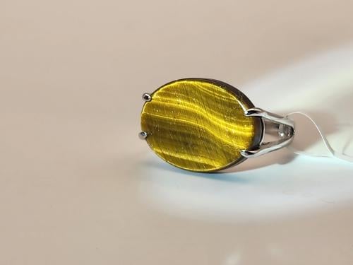 خاتم ملكي عين النمر