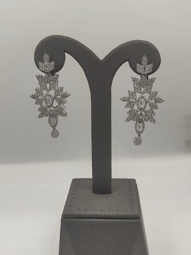 طقم مجوهرات فضة 925 مرصّع بالزركون