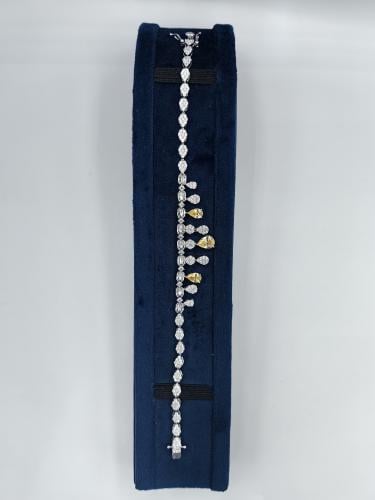 سوار فانسي فاخر - فضة 925 مرصّع بالألماس الأبيض وا...