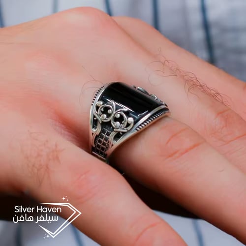 خاتم رجالي فضه استرليني مرصع بحجر العقيق