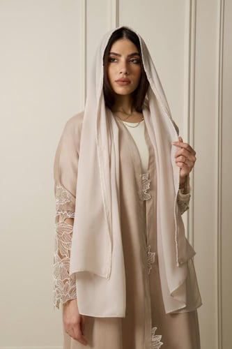 Vanilla Petals - A Cut