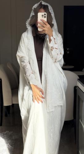 Shells Lace Abayah