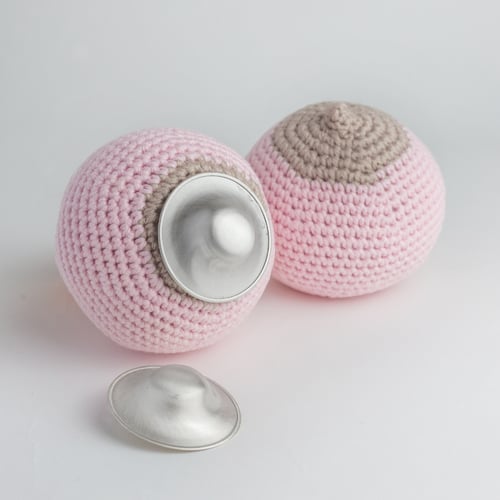 سيلفيريت - دروع حماية الثدي كاسات الفضة (مقاسين)